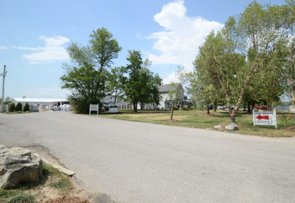 A large white building that is Richards Building Supply location in Ballwin, MO