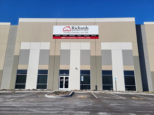 Our Maryland Heights, MO location photo. White building with a parking lot.